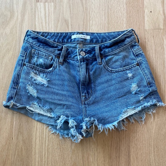 PacSun Pants - Pacsun festival high rise shorts!